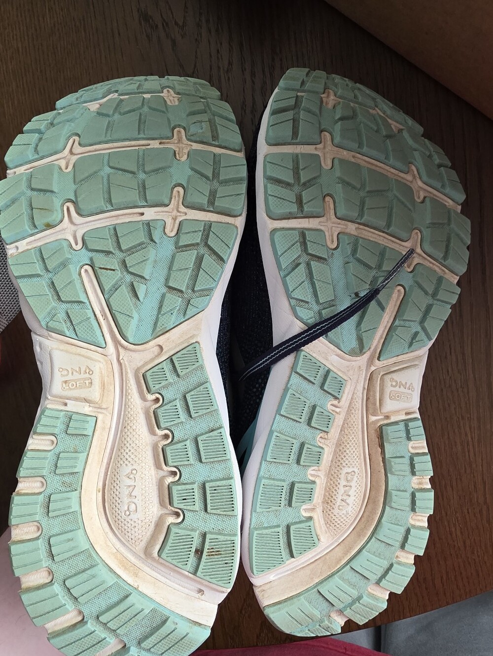 Brooks Ghost 11 Running Shoes Size 9.5 - Picture 6 of 6